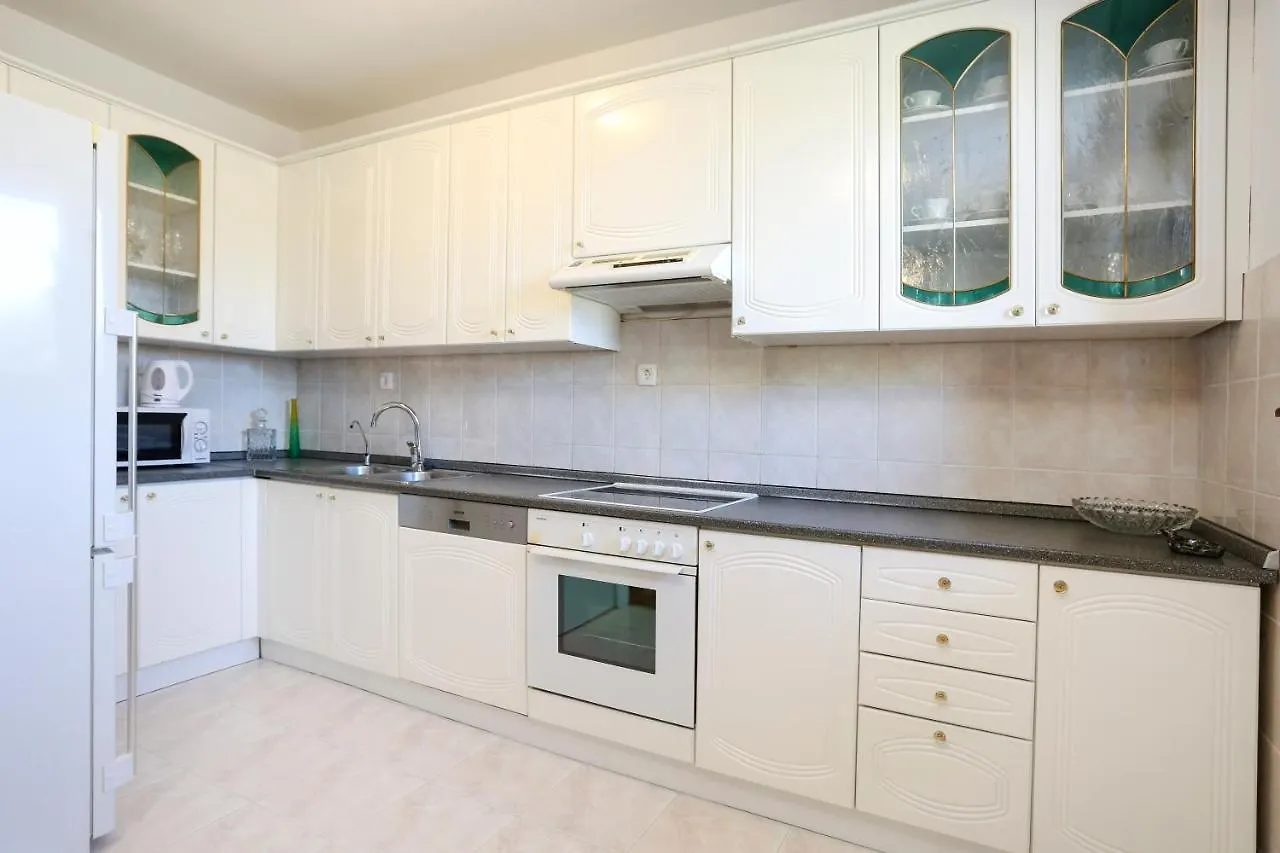 Luxury Apartment Ela Split