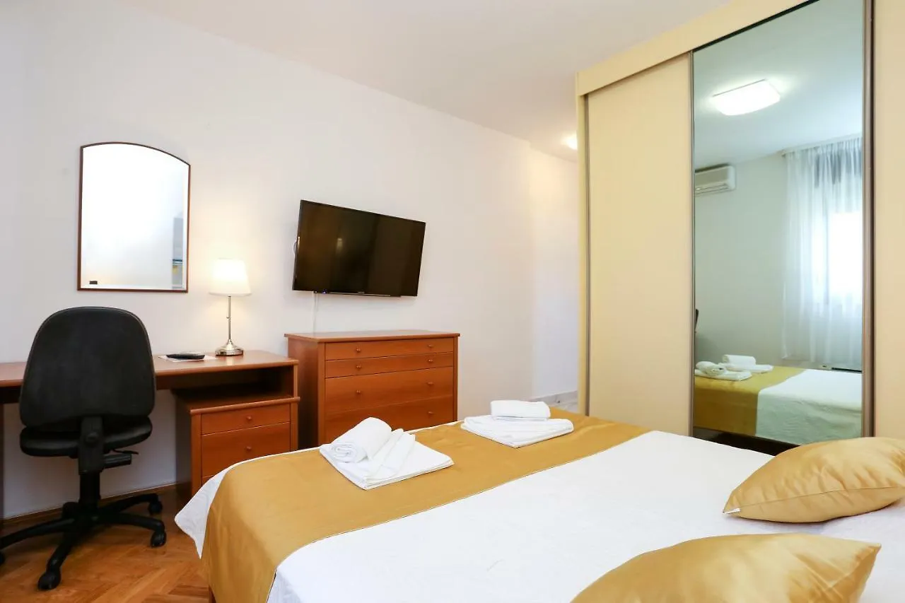 Luxury Apartment Ela 3*, Split Kroatien