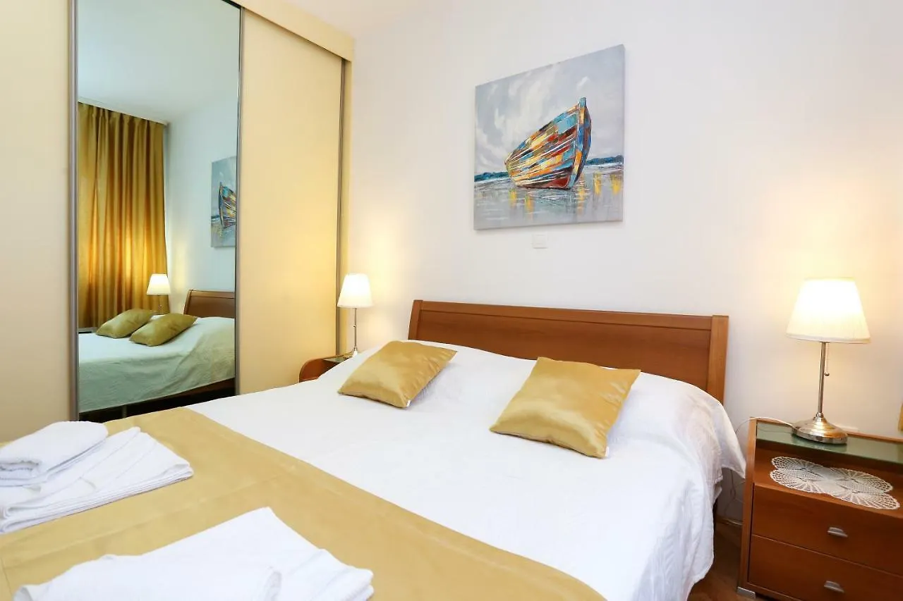 Luxury Apartment Ela Gasthof Split